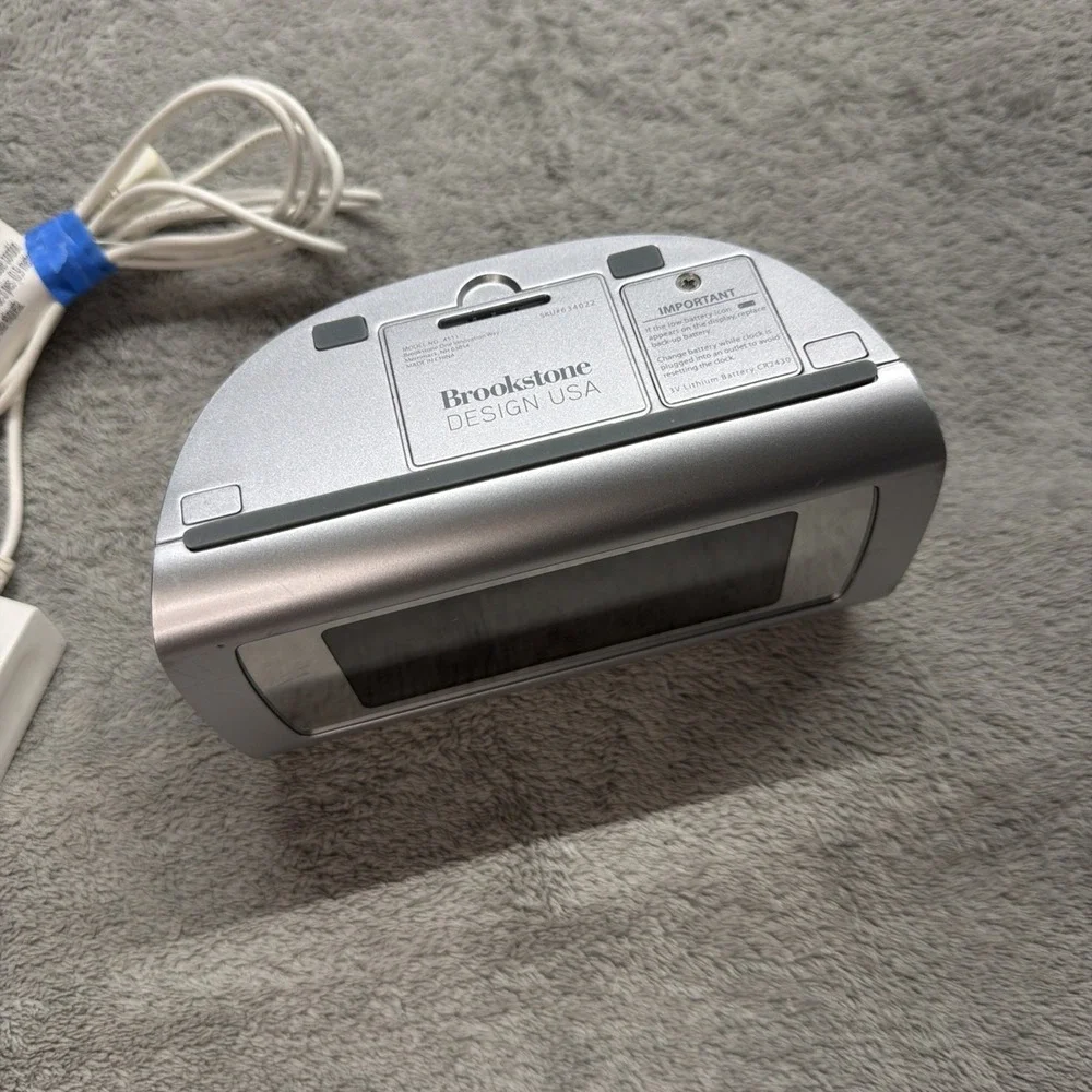 Brookstone 4511 TimeSmart Self Setting Digital Dual Alarm Clock